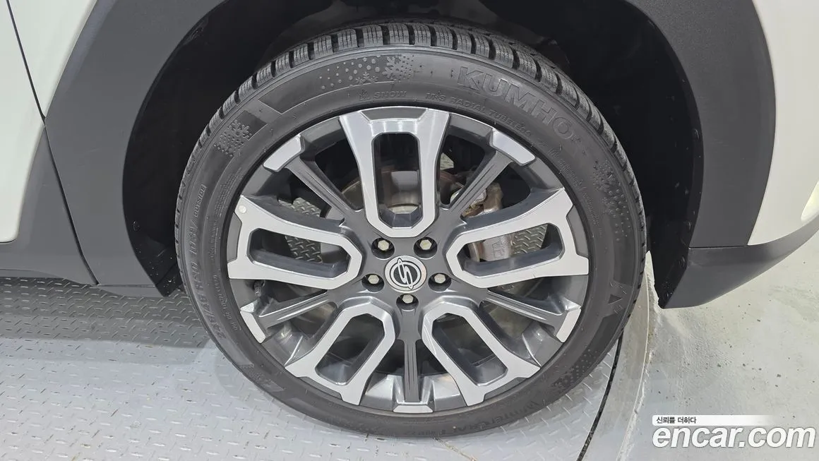 KG Mobility (Ssangyong) Torres — фото 7