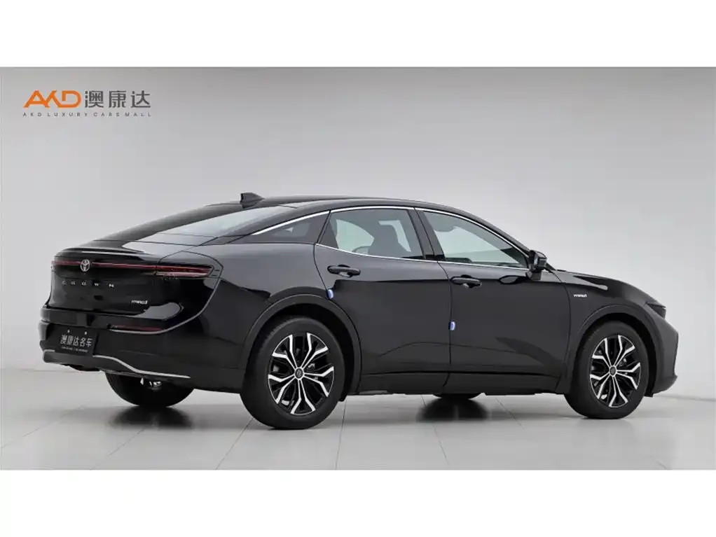 Toyota Crown SportCross 2024 из CN, фото 3