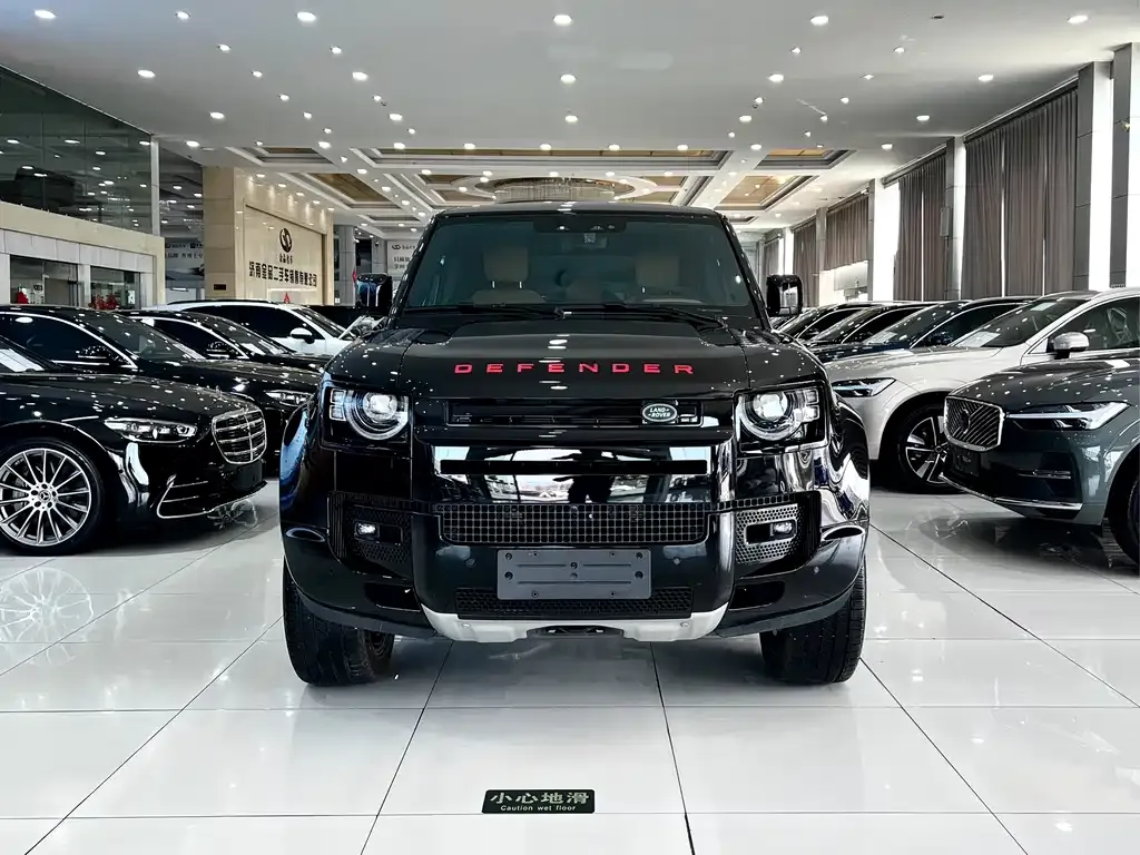 Land Rover Defender — фото 7