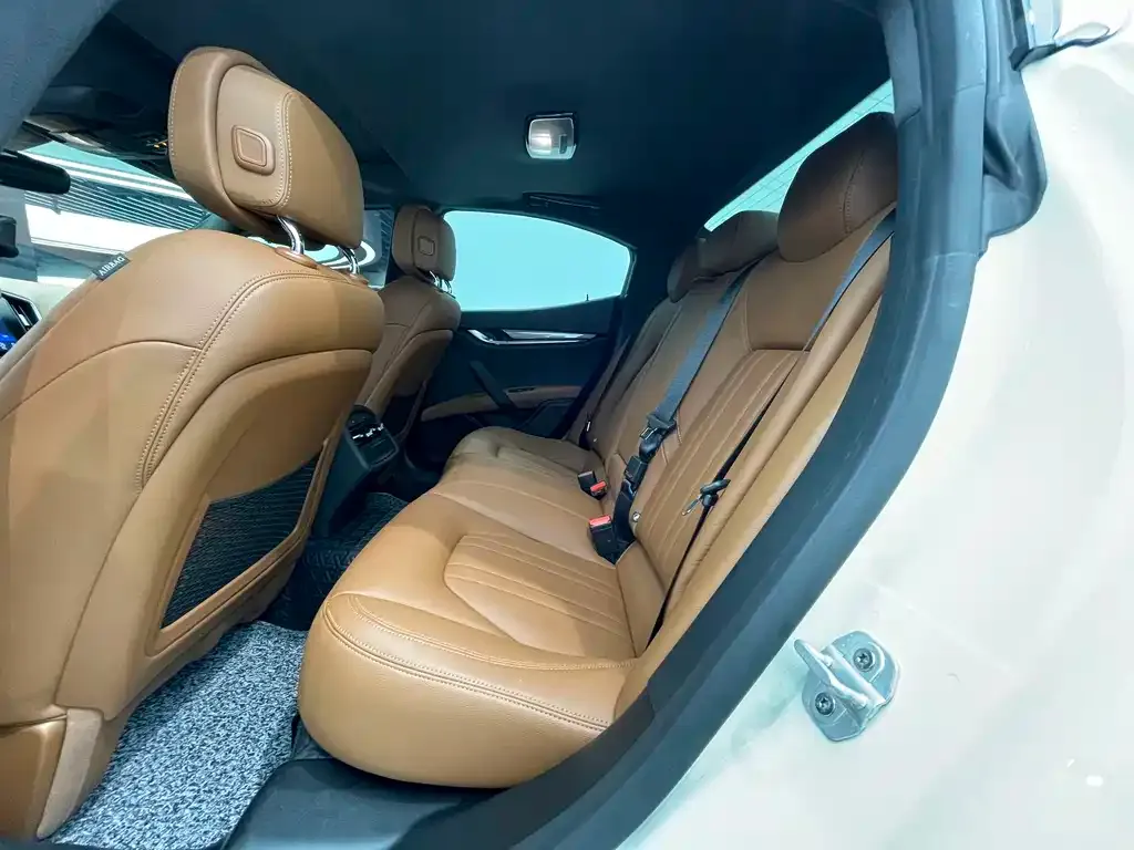 Maserati Ghibli 2021 из CN, фото 7