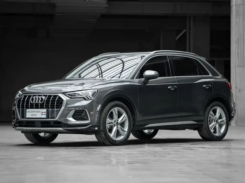 Audi Q3 — фото 1