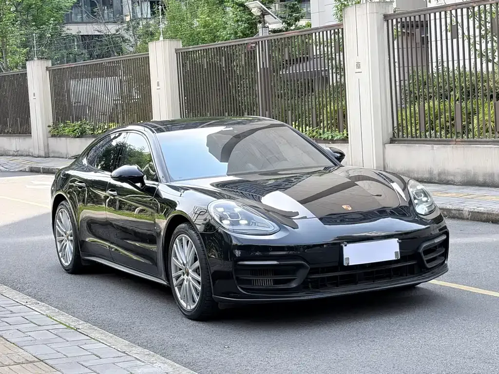 Porsche Panamera — фото 9