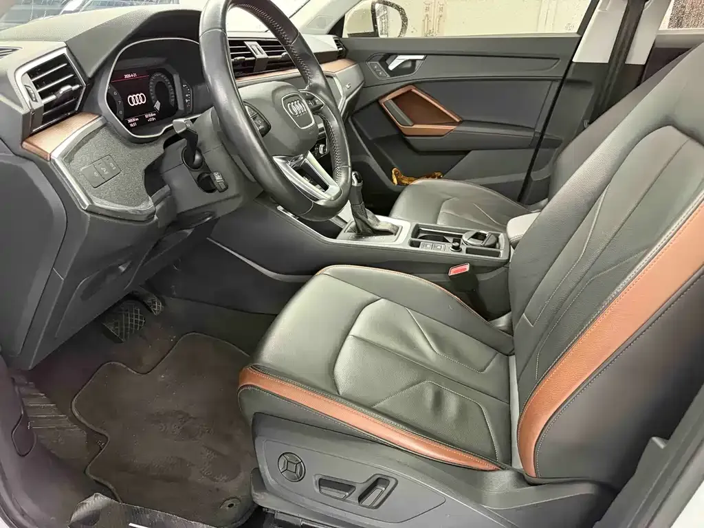 Audi Q3 2022 из CN, фото 6
