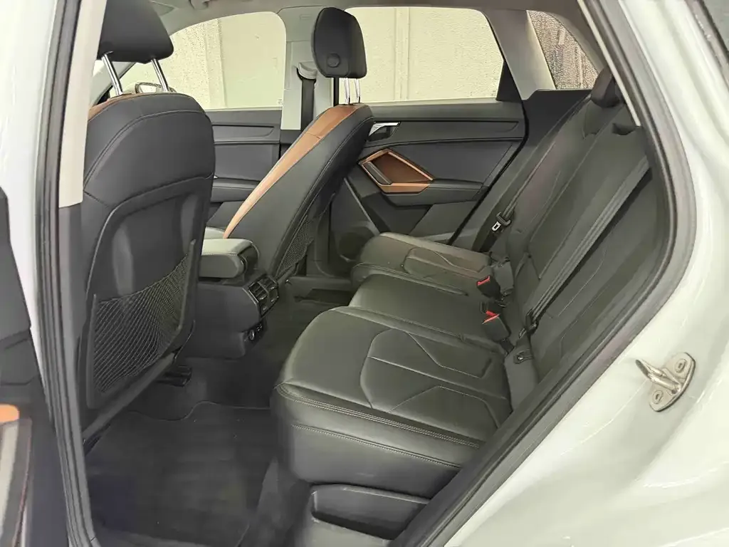 Audi Q3 2022 из CN, фото 3