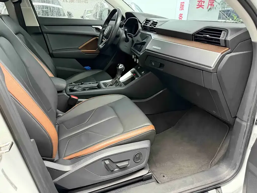 Audi Q3 2022 из CN, фото 10