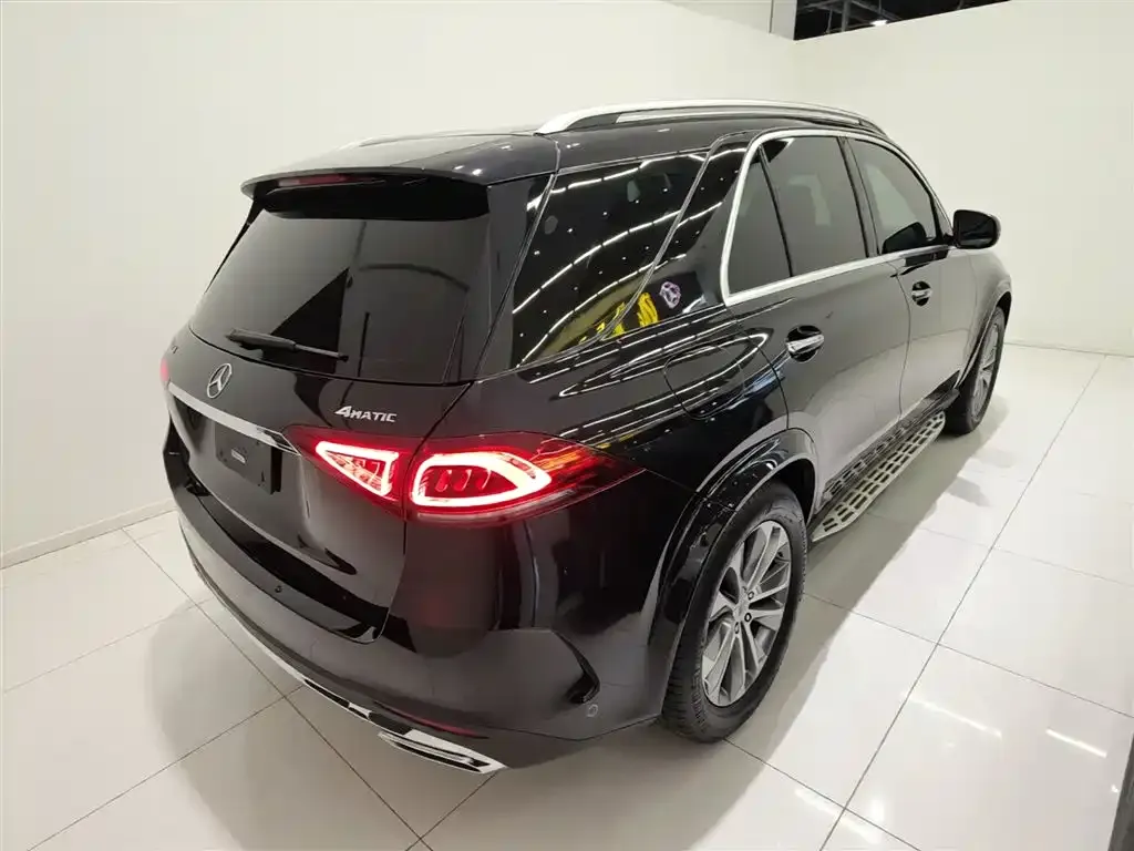 Mercedes-Benz GLE — фото 8