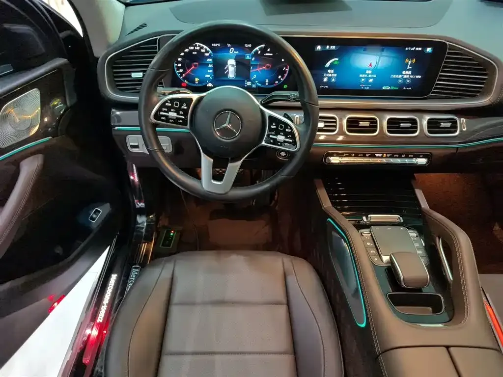 Mercedes-Benz GLE — фото 10