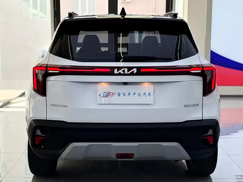 Kia Seltos — фото 4