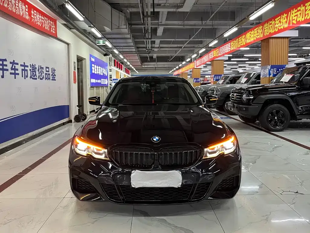 BMW 3 Series — фото 1