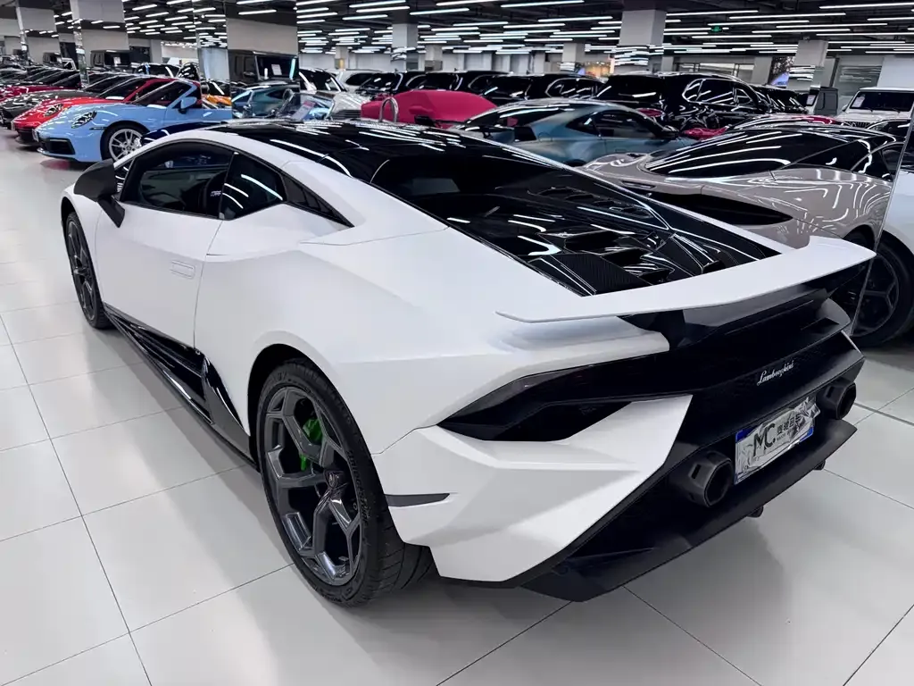 Lamborghini Huracan 2024 из CN, фото 2