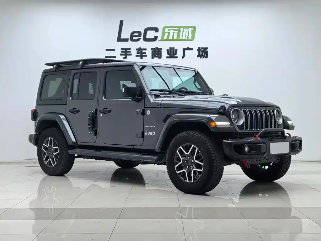 Jeep Wrangler — фото 8