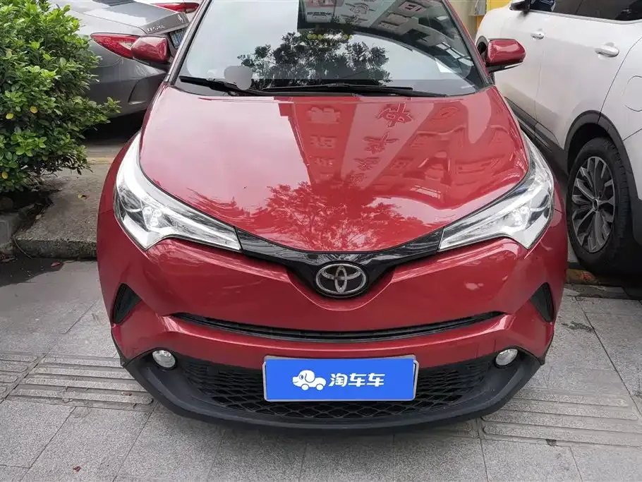 Toyota C-HR — фото 7