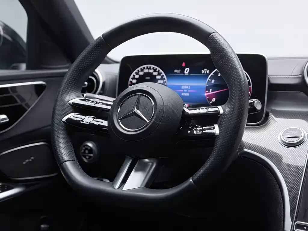 Mercedes-Benz C-Class — фото 8