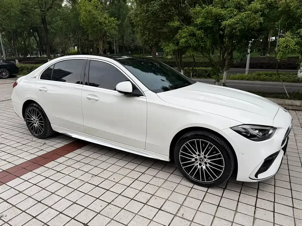 Mercedes-Benz C-Class — фото 10