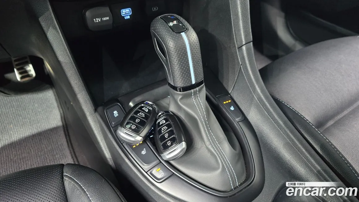 Hyundai Veloster 2021 из KR, фото 6