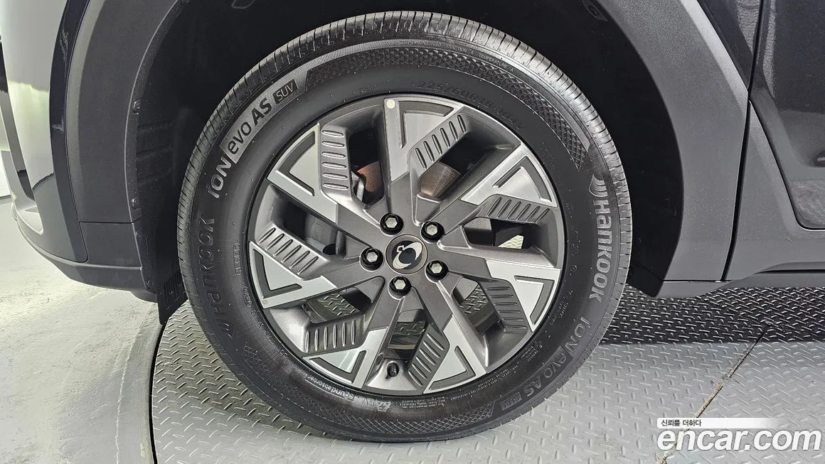 KG Mobility (Ssangyong) Torres — фото 9