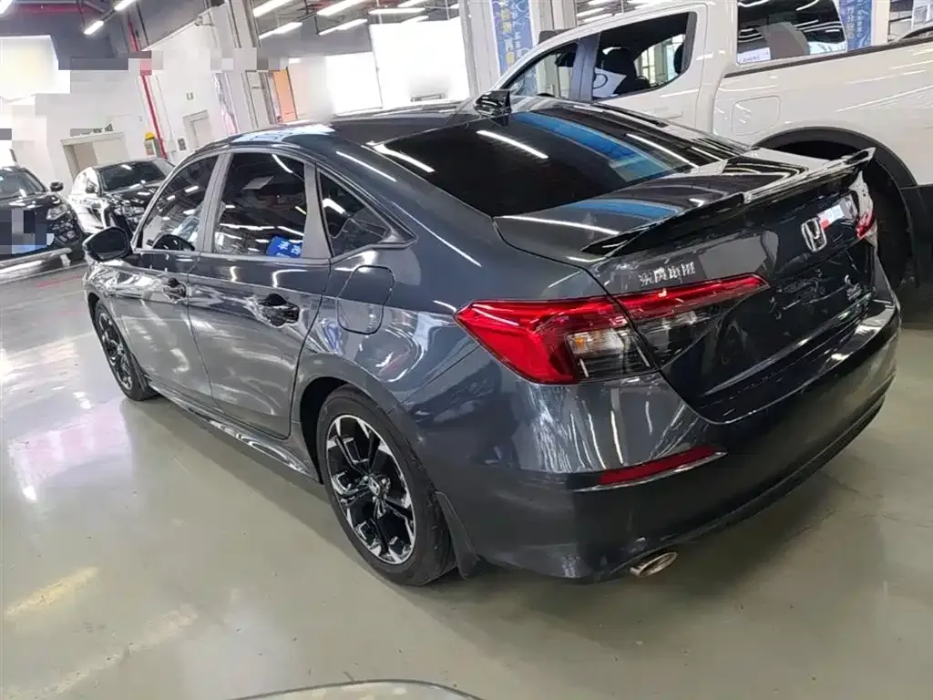Honda Civic — фото 6