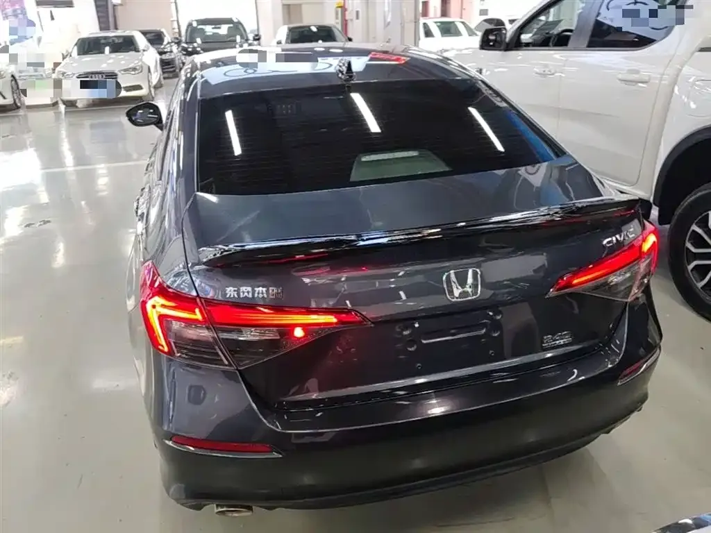 Honda Civic — фото 9
