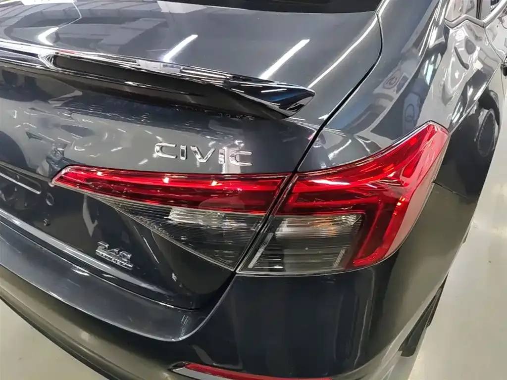 Honda Civic — фото 7