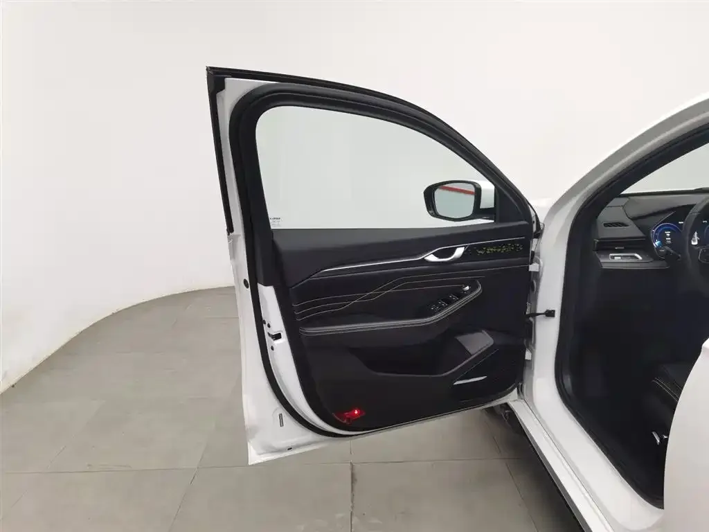 Geely Xingrui 2024 из CN, фото 2