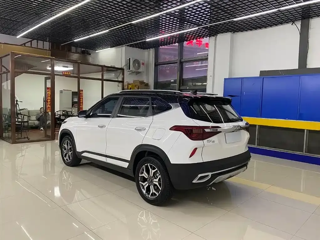 Kia KX3 2022 из CN, фото 8