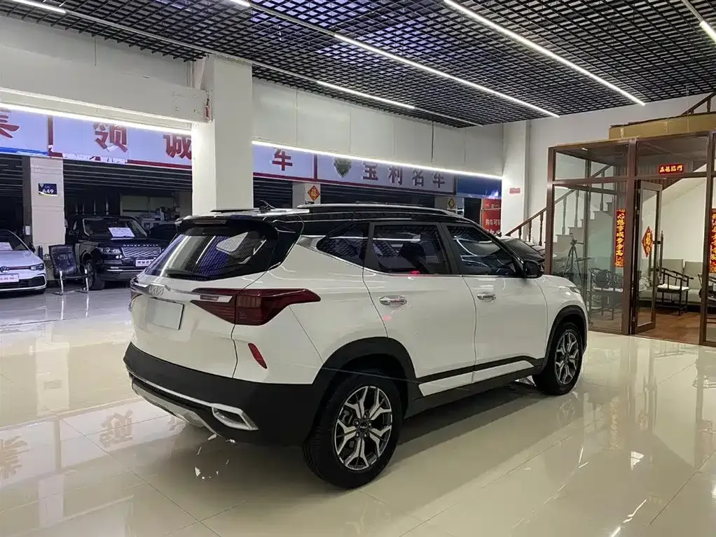 Kia KX3 2022 из CN, фото 9