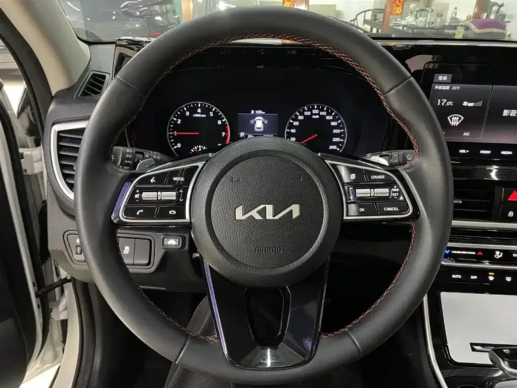 Kia KX3 2022 из CN, фото 7