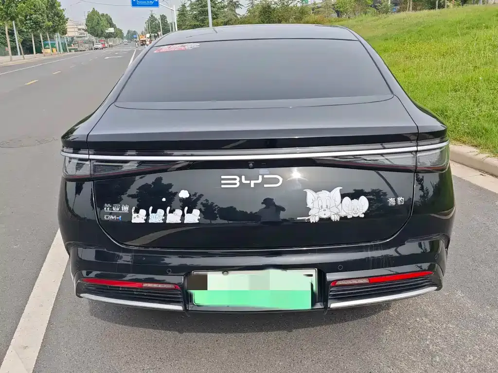 BYD Seal — фото 7