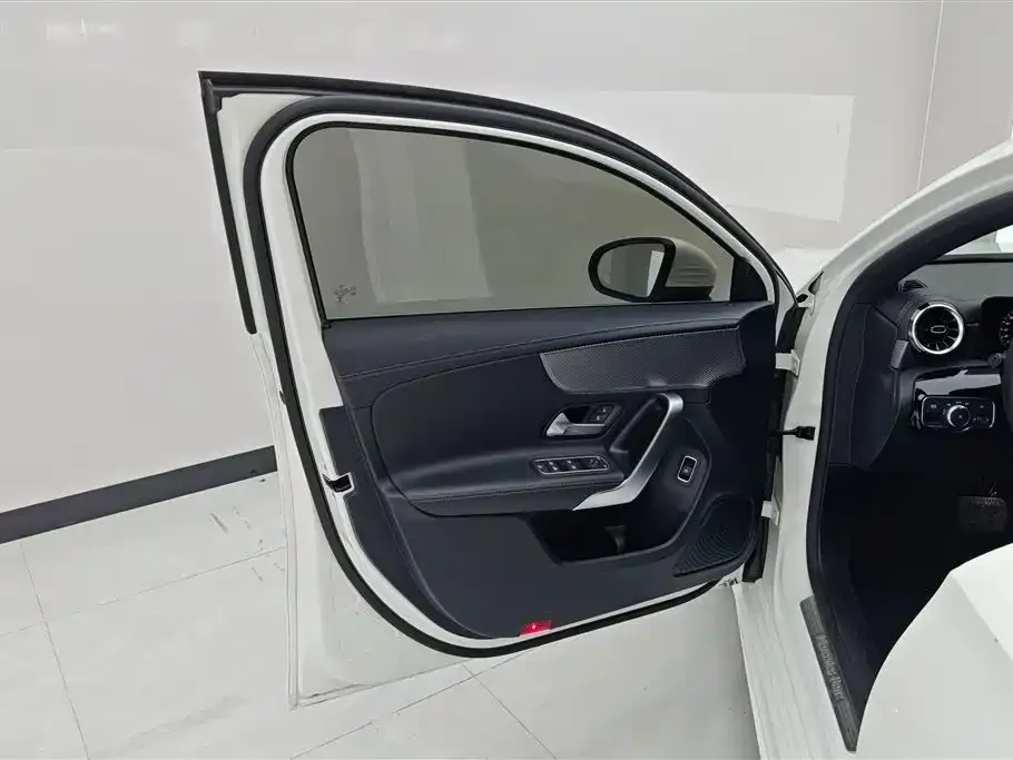 Mercedes-Benz A-Class 2021 из CN, фото 5
