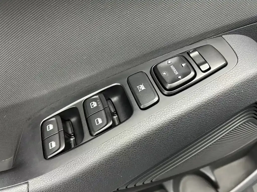Hyundai ix35 — фото 10