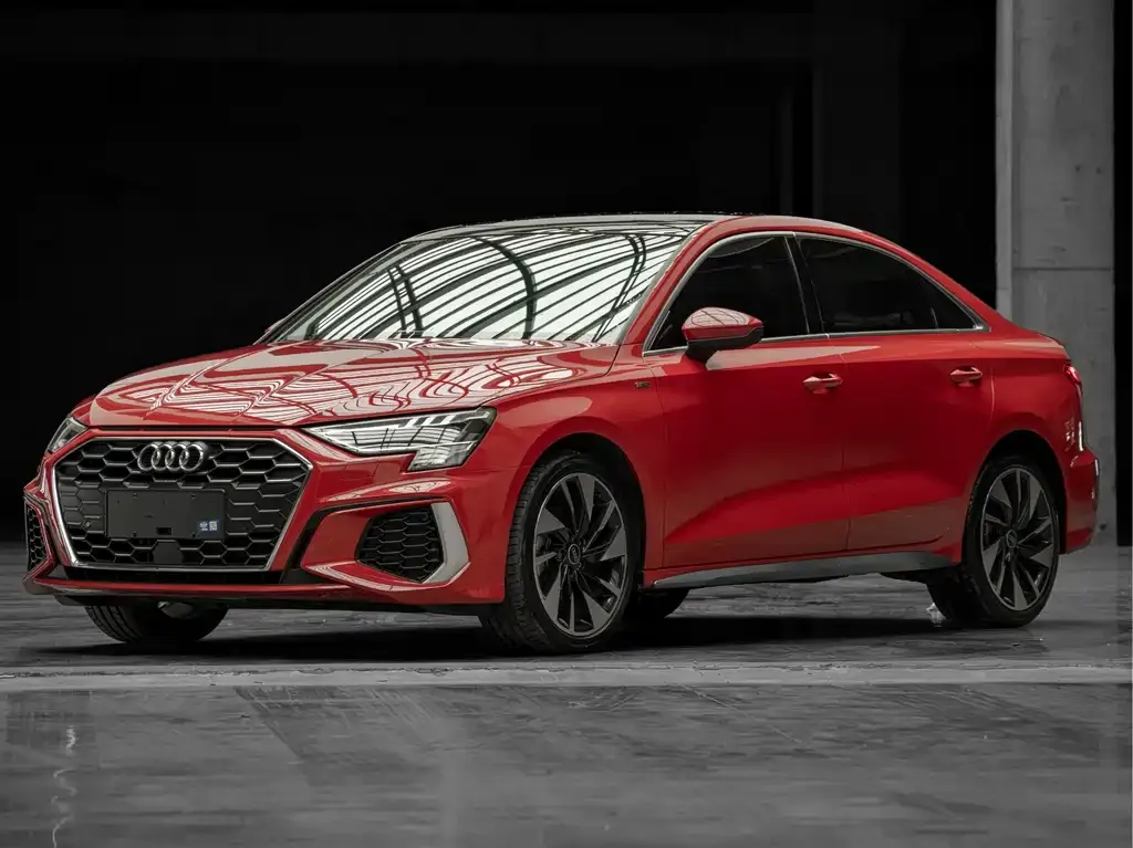 Audi A3 — фото 1