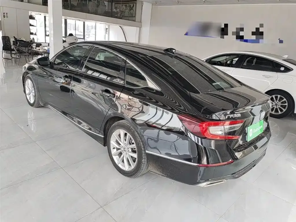 Honda Accord 2023 из CN, фото 8