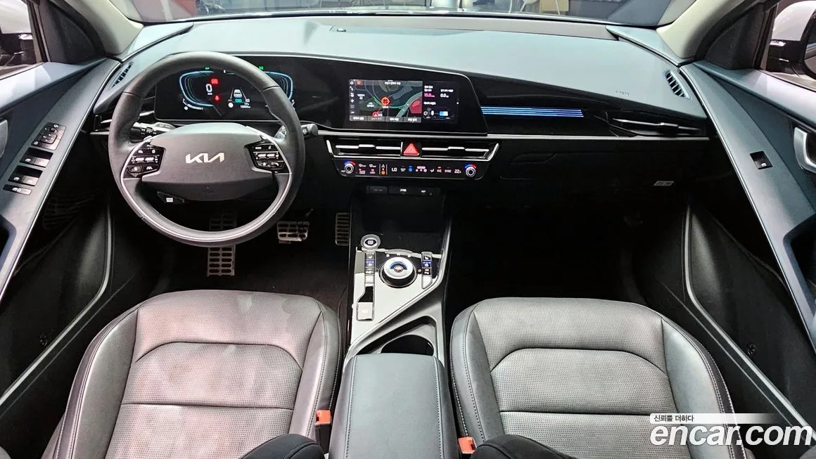 Kia Niro — фото 10