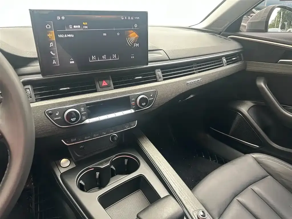 Audi A4 (Import) 2021 из CN, фото 3
