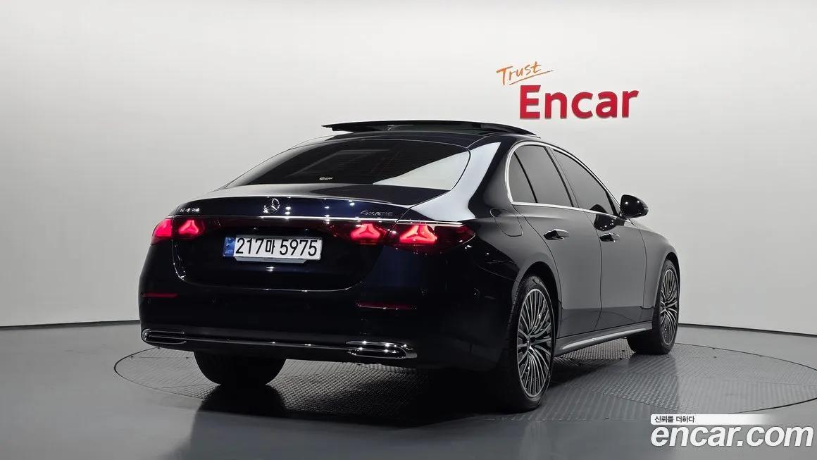 Mercedes-Benz E-Class 2024 из KR, фото 5