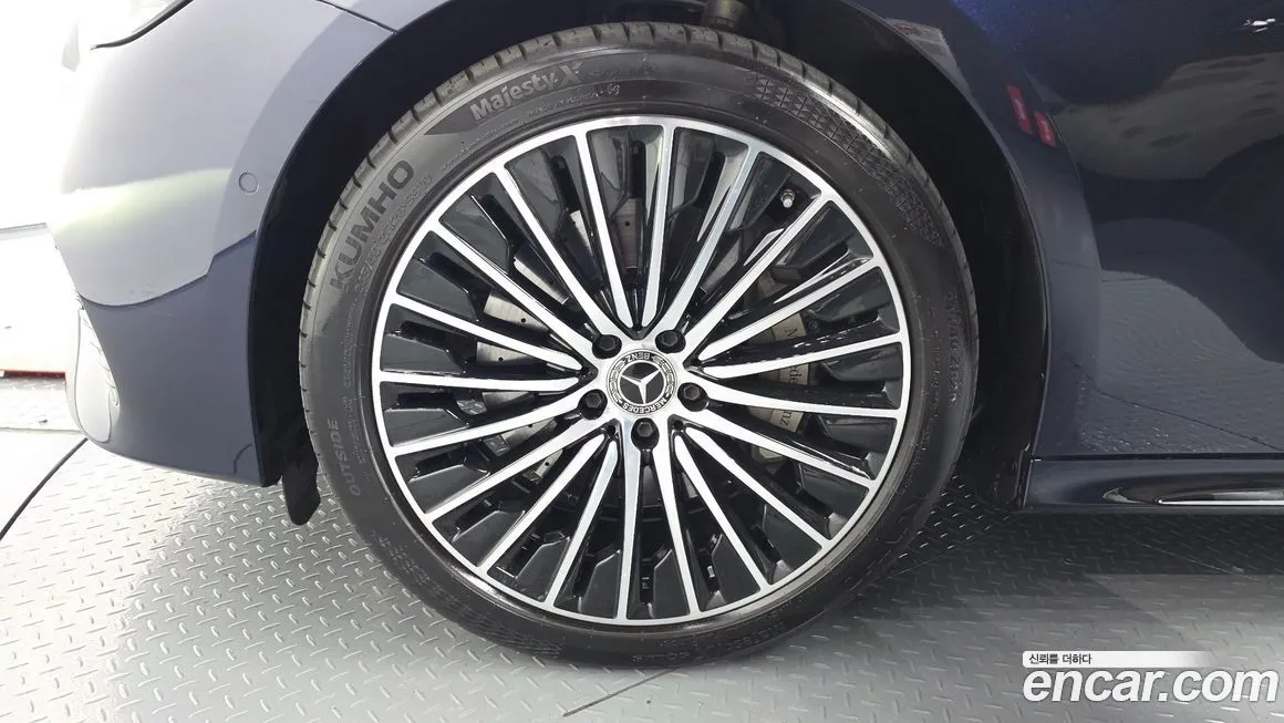 Mercedes-Benz E-Class 2024 из KR, фото 6