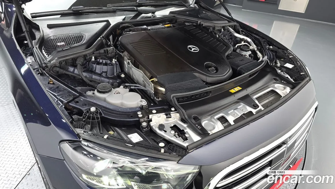 Mercedes-Benz E-Class 2024 из KR, фото 10