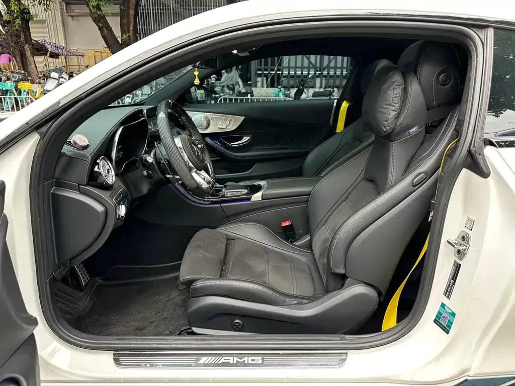 Mercedes-Benz C-Class AMG — фото 4