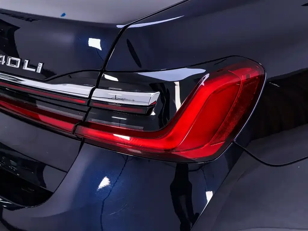 BMW 7 Series 2021 из CN, фото 9