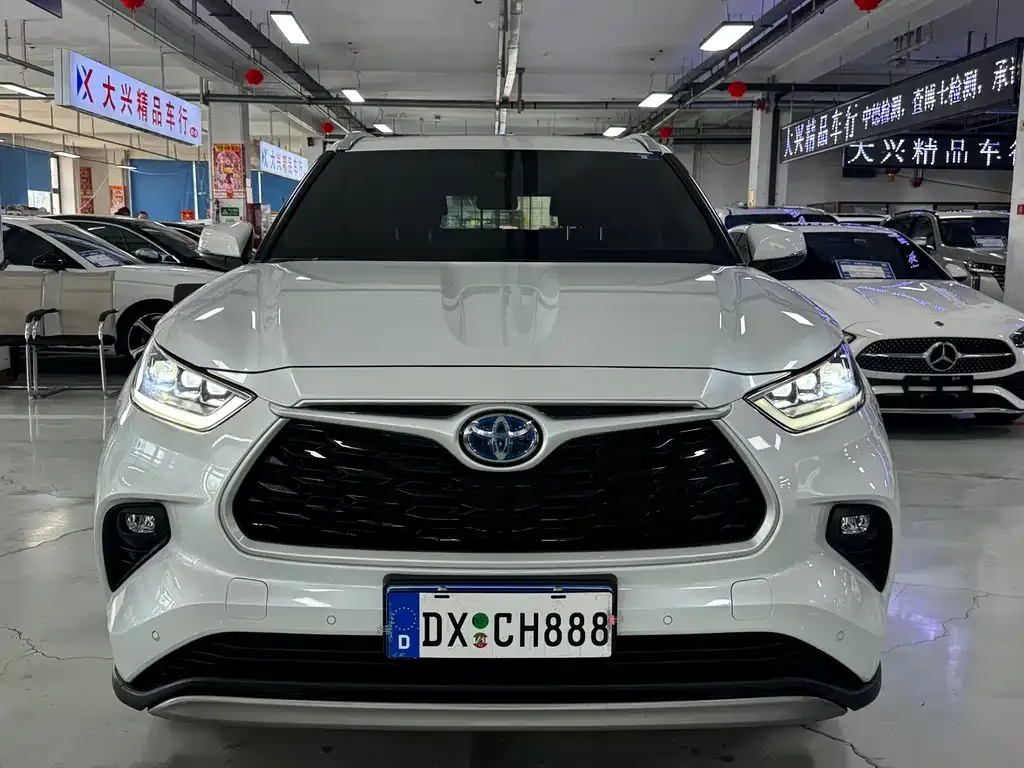 Toyota Highlander 2023 из CN, фото 7