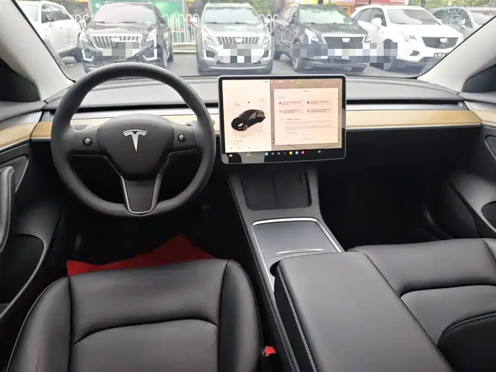Tesla Model 3 — фото 6