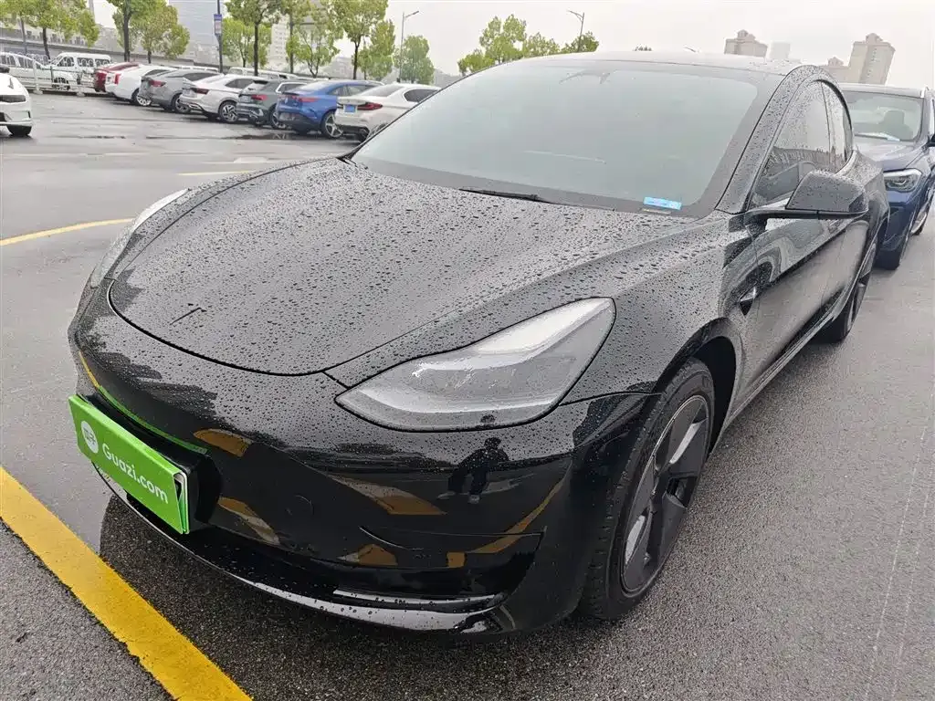 Tesla Model 3 — фото 8