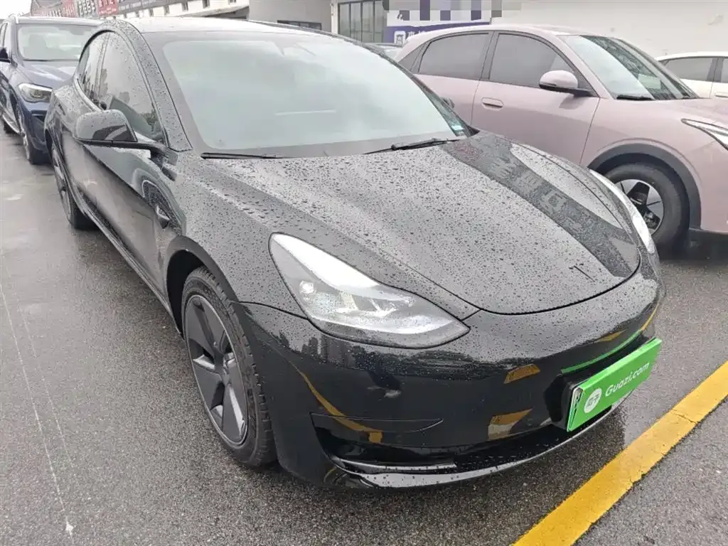 Tesla Model 3 — фото 5