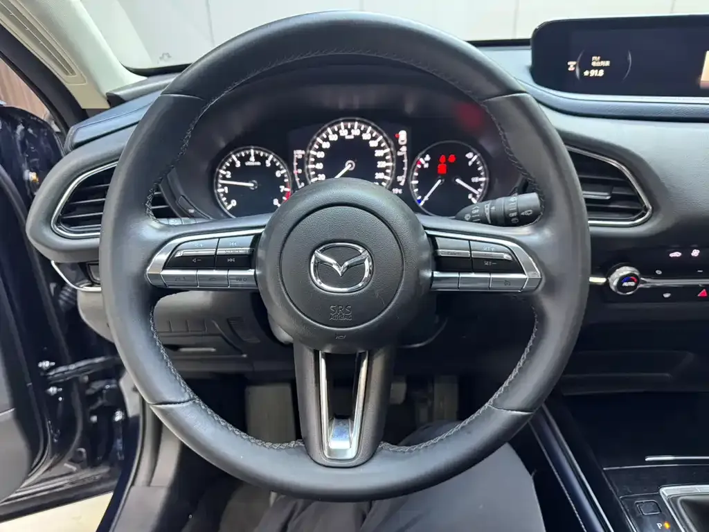 Mazda CX-30 — фото 9