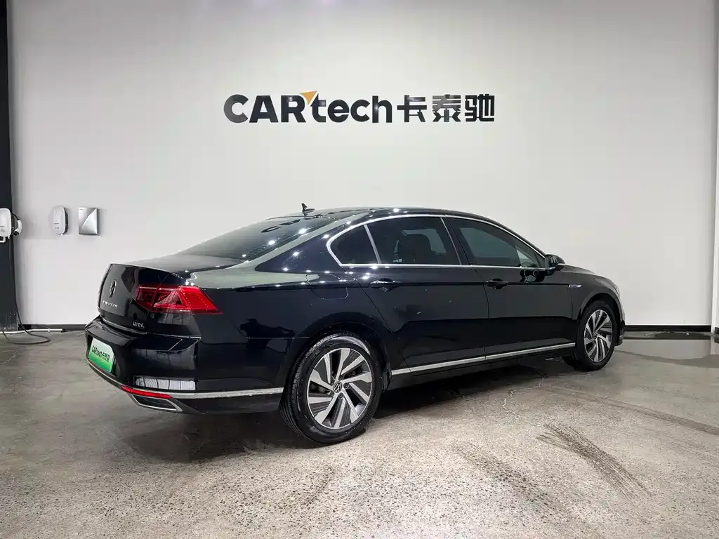 Volkswagen Magotan GTE PHEV 2023 из CN, фото 5