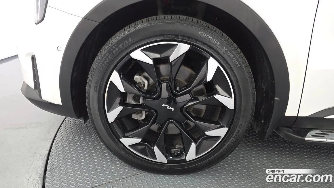 Kia Sorento — фото 6