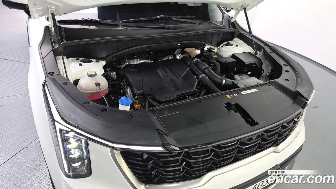 Kia Sorento — фото 10