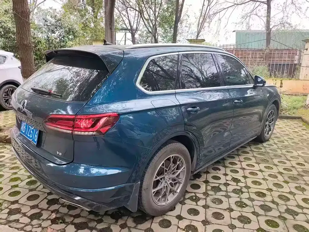 Volkswagen Touareg 2022 из CN, фото 10