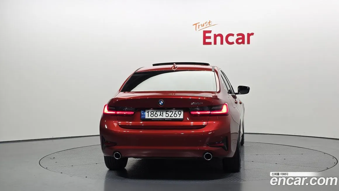 BMW 3-Series 2021 из KR, фото 2