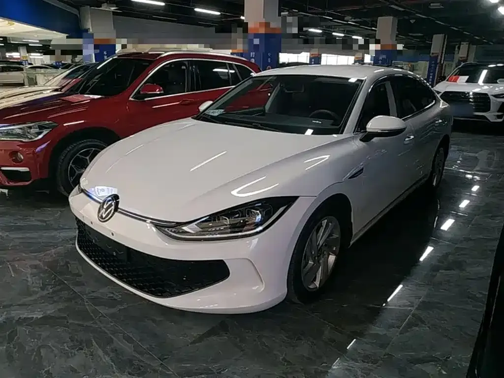 Volkswagen Lamando 2023 из CN, фото 4